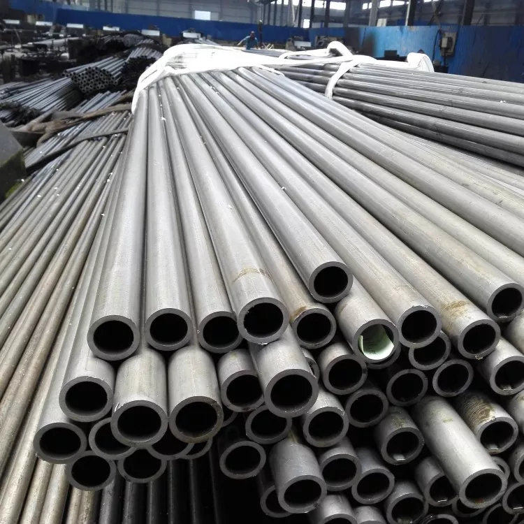Tubes en acier sans soudure laminés à froid plastifiés